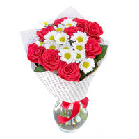 Bouquet of red roses and chrysanthemums Brightful Colours