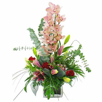 Flowers arrangement with orchid Lady in pink