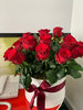 Фото 1. Доставка цветочной композиции из роз в коробке - Франция, Париж. florist.com.ua